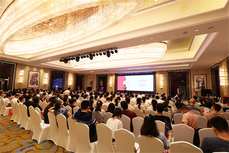 2022��ó�쳵��ó����á�����վ��Բ����Ļ��