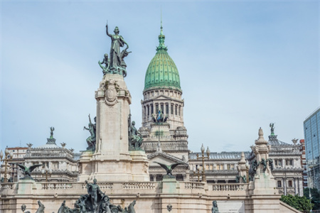 ���ڴ����ã��������������ں�ɫͨ��